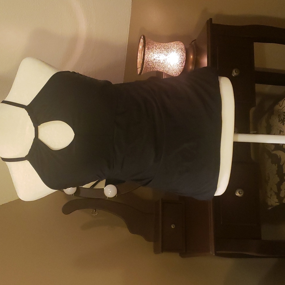 Time and Tru Size M Tankini